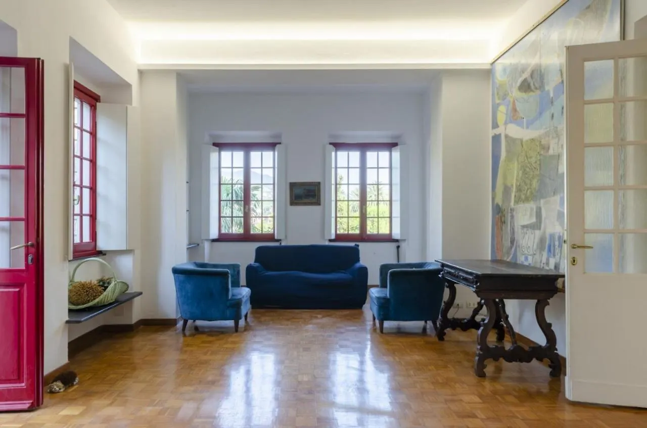 Apartment Joivy Apt With Amazing Sea View And Patio, Next To Port Of Rapallo Italy