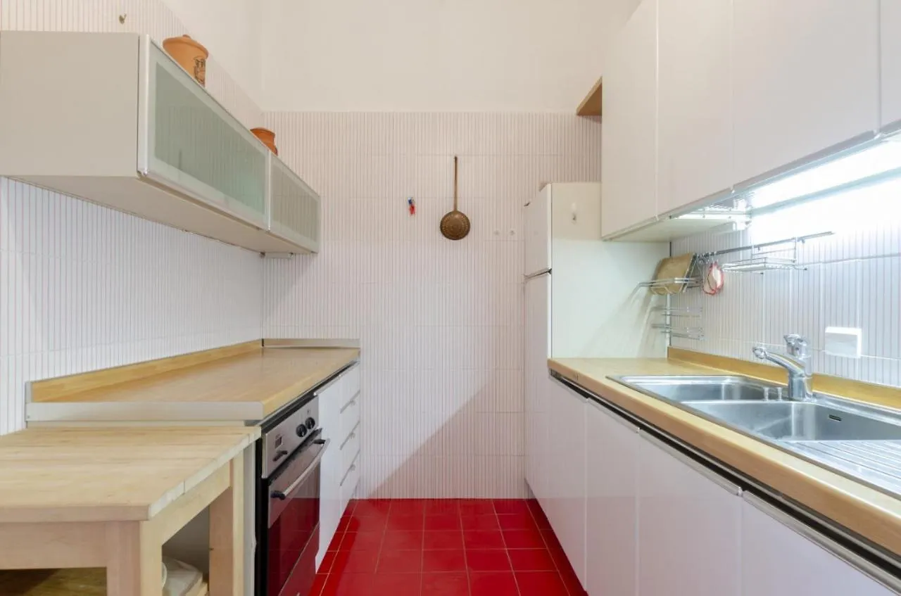 Joivy Apt With Amazing Sea View And Patio, Next To Port Of Rapallo Italy